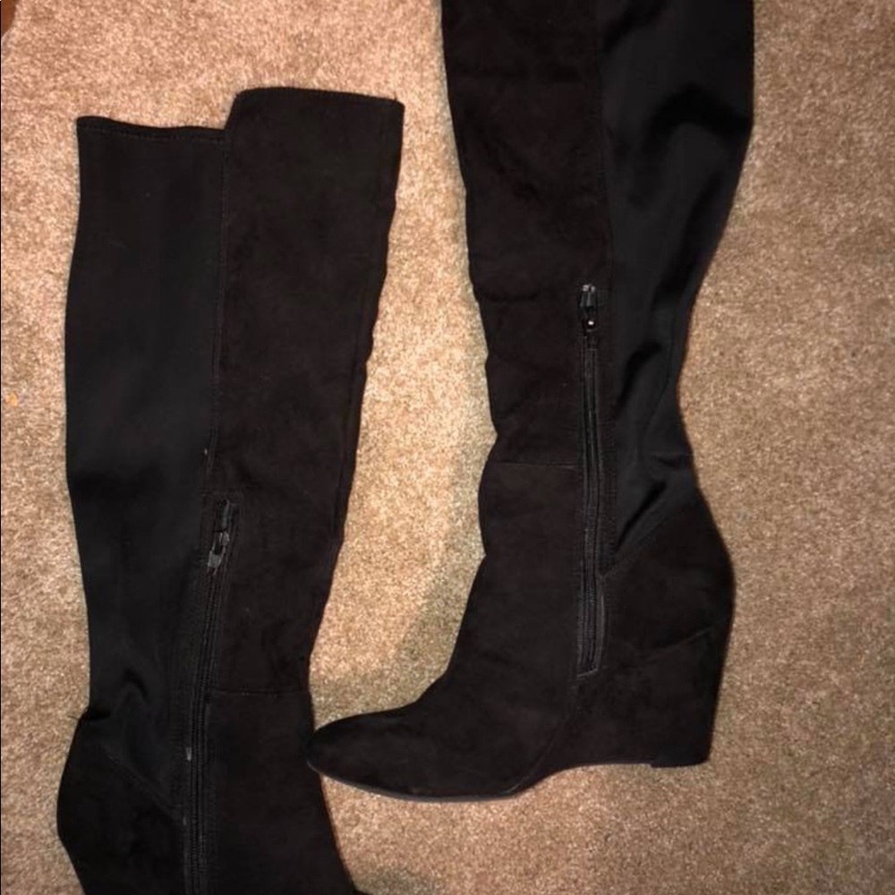 Black knee high boots with heel
